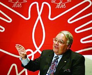 美国富二代爹不让“拼爹” 财富不应成孩子的绊脚石 美国富二代爹不让“拼爹” 财富不应成孩子的绊脚石