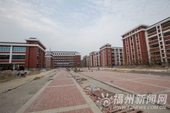 北师大福清附属学校教学楼。 北师大福清附属学校教学楼。