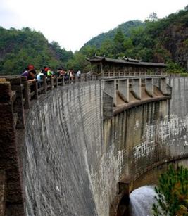 行摄冠豸山 陶醉山水间