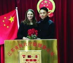 法国姑娘倒追中国小伙