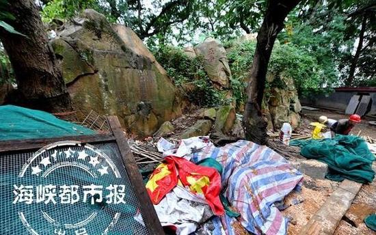 冶山摩崖题刻古迹 成垃圾堆