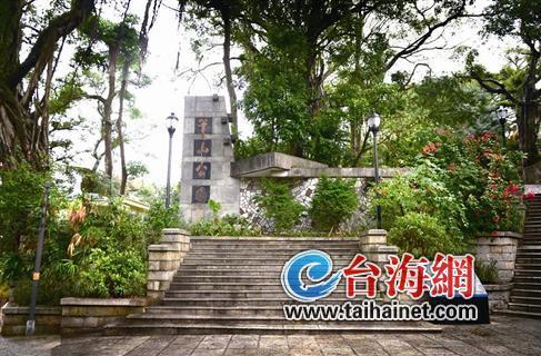 ▲笔山公园大门,安安静静,鲜有人影