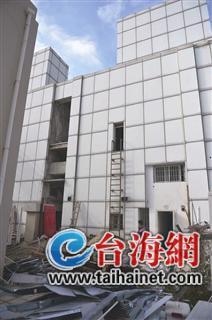 ▲南楼共计4层的违章建筑