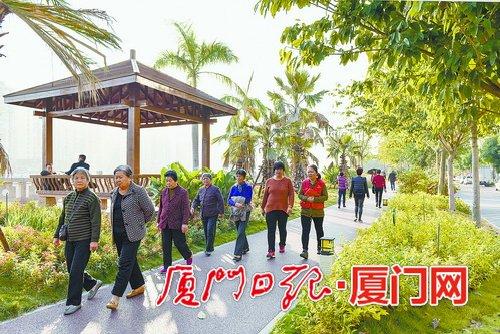 慢行系统成为市民休闲好去处。