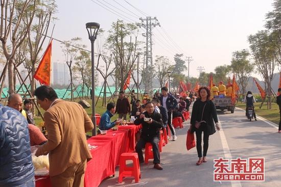 千人免费用斋 网络直播活动盛况