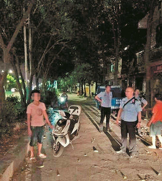 嫌疑人指认现场