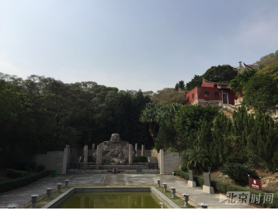 释真机曾担任住持的福清弥勒岩瑞岩寺。记者杨安平摄